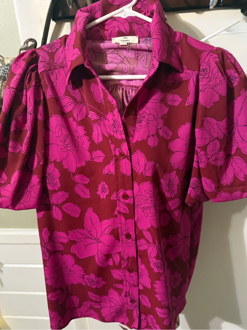 entro Bold Floral Button-Down Shirt in Magenta and Raspberry